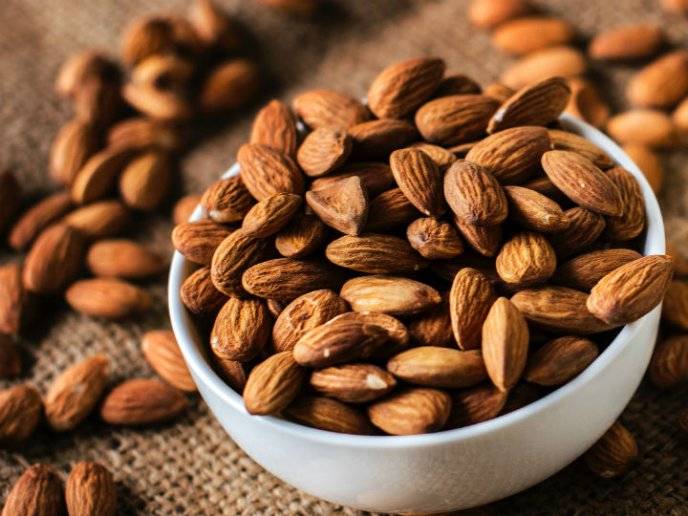 comer-muchas-almendras-es-malo Almendra Kg - Imagen 1